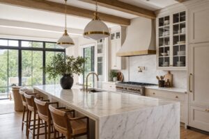 Kitchen remodel in Ashburn, VA by Valor Builder