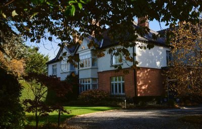 imgi_3_photo-1698852908395-75212cfbc63c