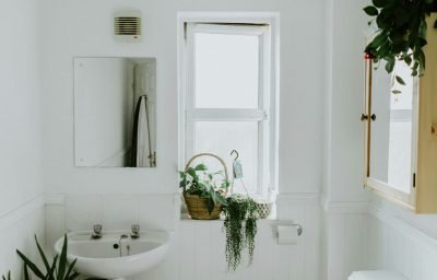 imgi_8_photo-1552321554-5fefe8c9ef14