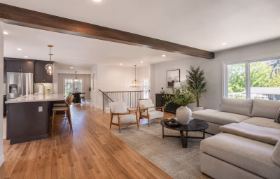 Open-concept main level in a Manassas Park split-level